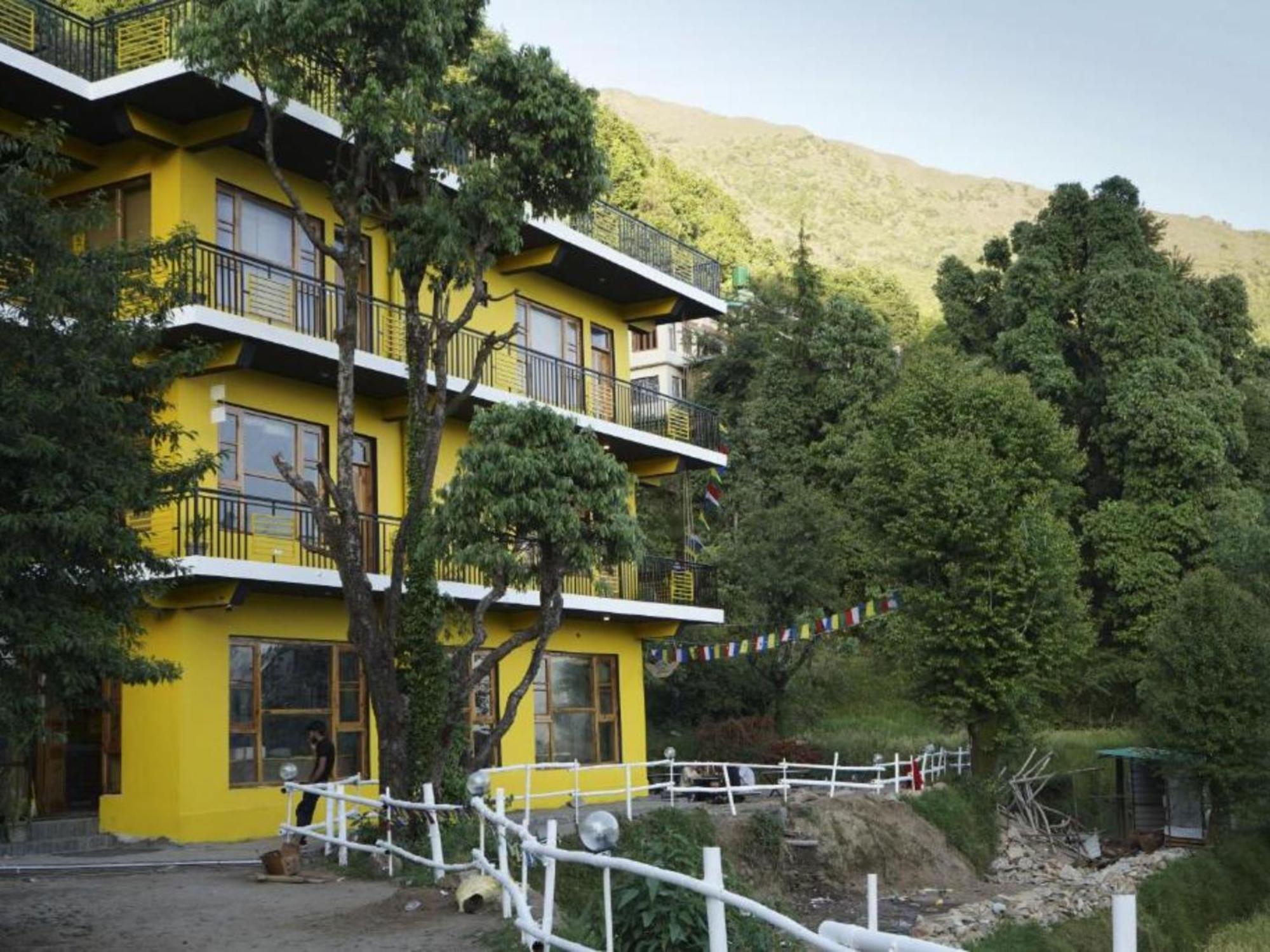 The Hosteller Mcleodganj, Upper Bhagsu マクロード・ガンジ エクステリア 写真